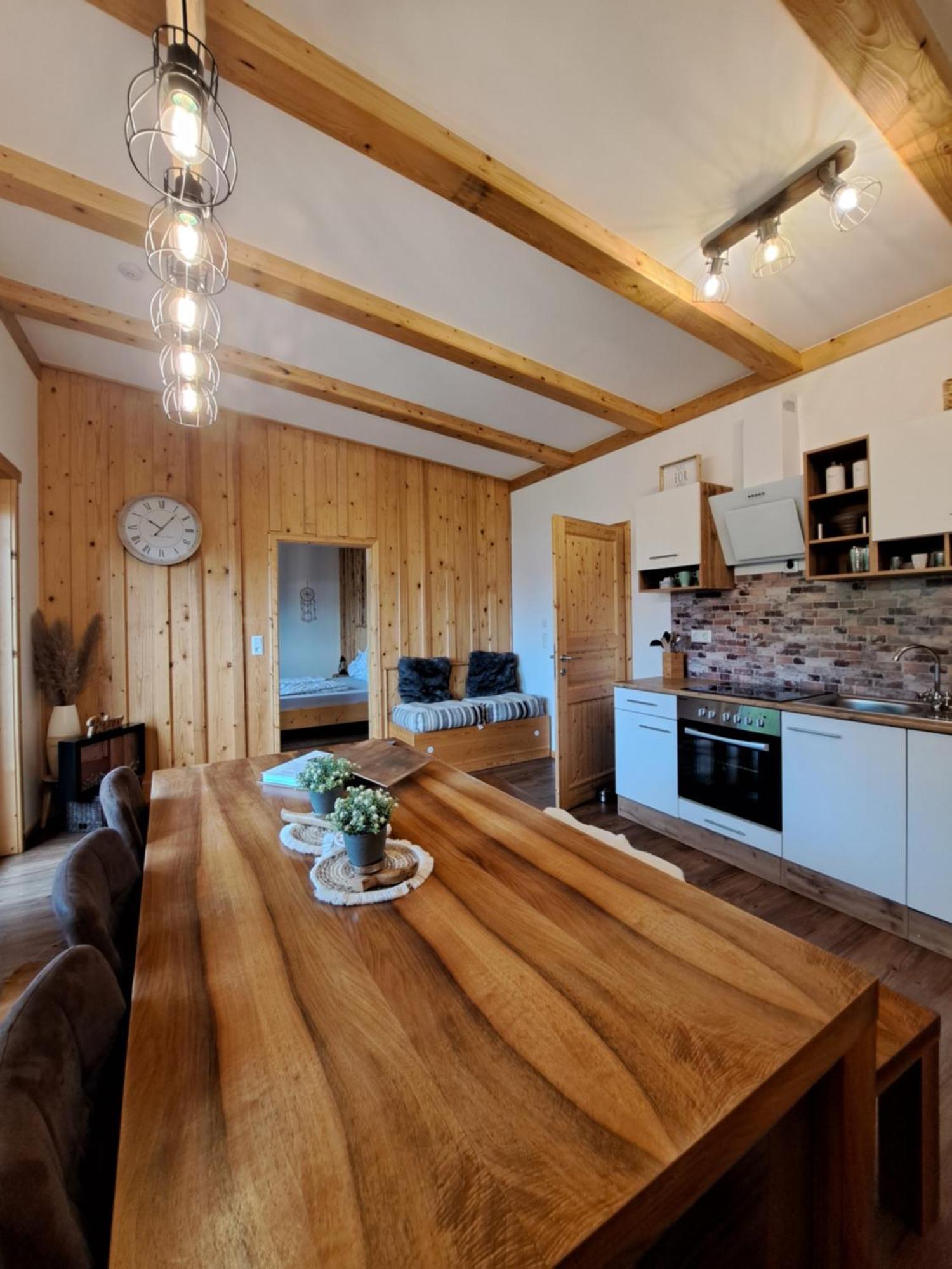 Erlebnisbauernhof Gutschi Ranch Kamp Rum bild